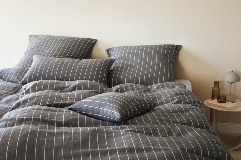 Halbleinen Bettwäsche Cozy mit schlichten Streifen