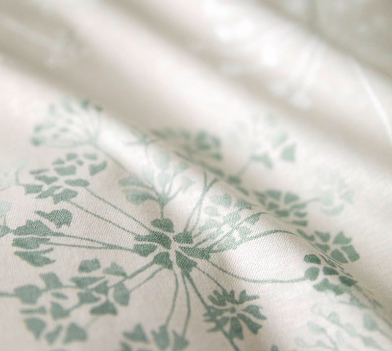 Interlock Jersey Bettwäsche Meadow mit Wiesenblüten – Salbei
