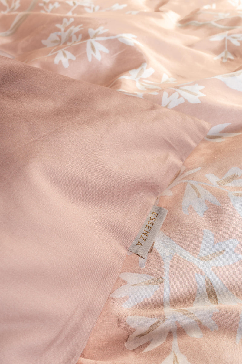 Essenza Bio-Baumwollsatin Bettwäsche Lucienne mit Naturmotiv