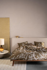 Essenza Bio-Baumwollsatin Bettwäsche Lucienne mit Naturmotiv