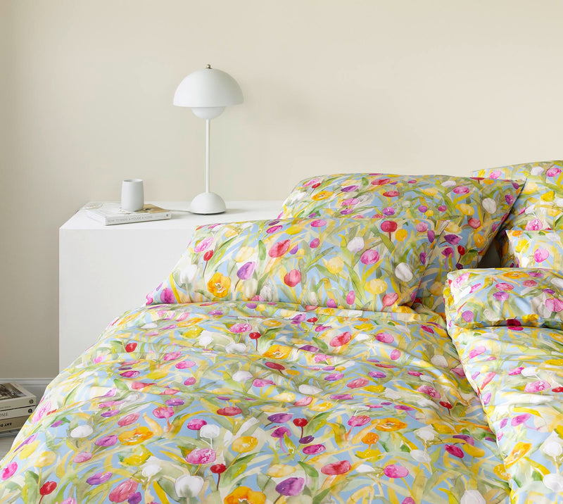Mako Batist Bettwäsche Tulpen mit Blumenmotiv – Blau
