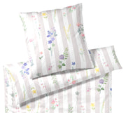 Mako Satin Bettwäsche Flowerstripe mit Blumen und Blockstreifen – Natur