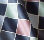 Mako Satin Bettwäsche Scrabble mit Schachbrett-Karo – Nachtblau