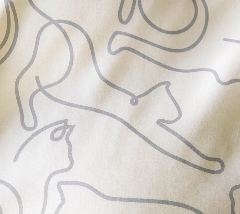 Mako Satin Wende-Bettwäsche Cats mit Katzensilhouetten – Creme-Grau