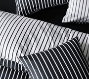 Mako Satin Wende-Bettwäsche Lined mit Streifen – Schwarz-Weiß